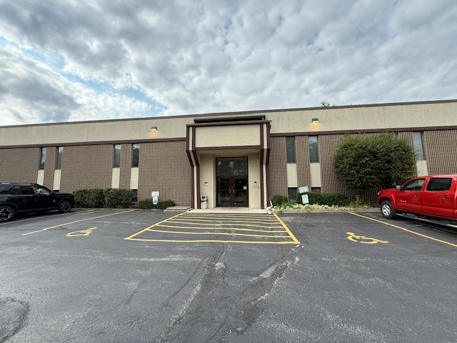 1425 Summit Avenue, Waukesha, Wisconsin 53188