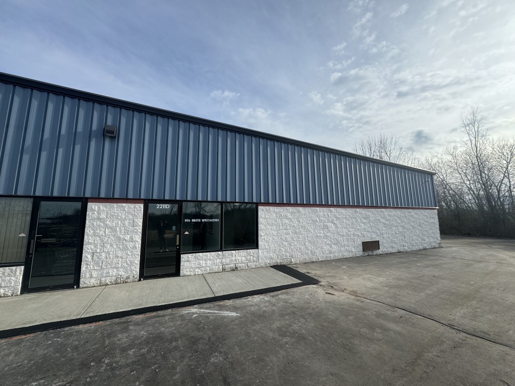 2211 S West Avenue, Waukesha
