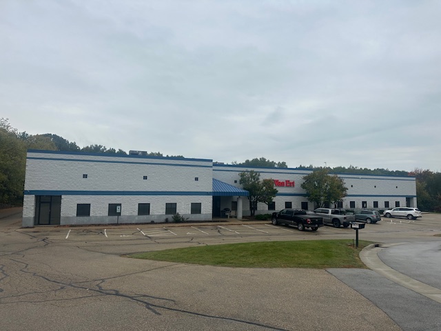 255 Info Hwy Court, Unit C, Slinger, Wisconsin 53086